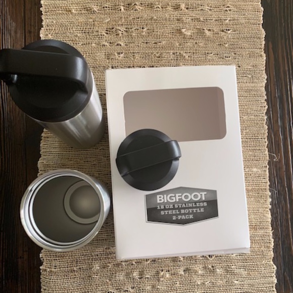 Bigfoot Stainless Steel 18 oz Bottles - Picture 3 of 3